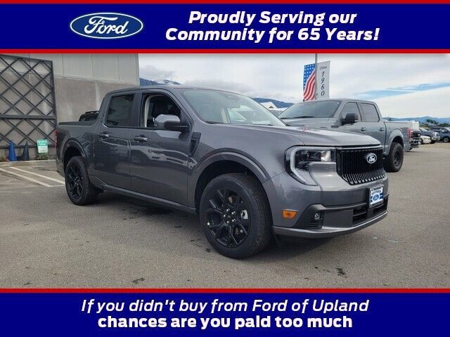 2026 Ford Maverick Lobo Standard