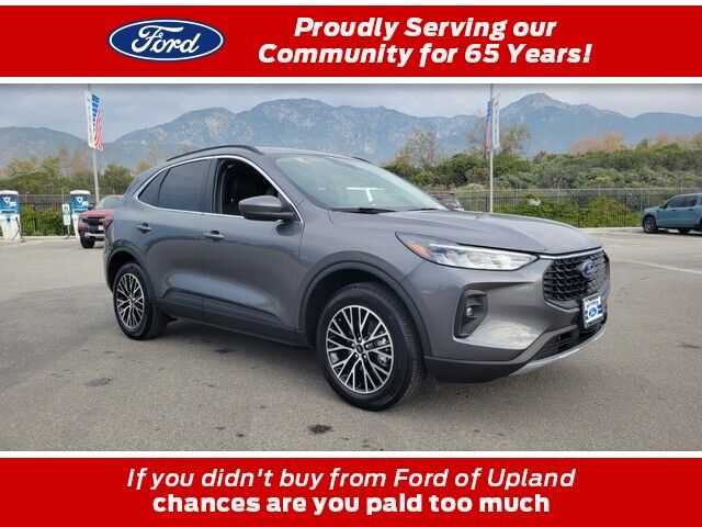 2025 Ford Escape Plug-In Hybrid Base