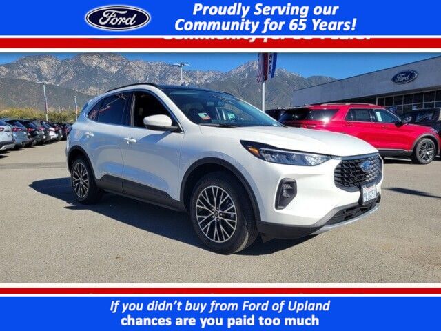 2025 Ford Escape Plug-In Hybrid Base