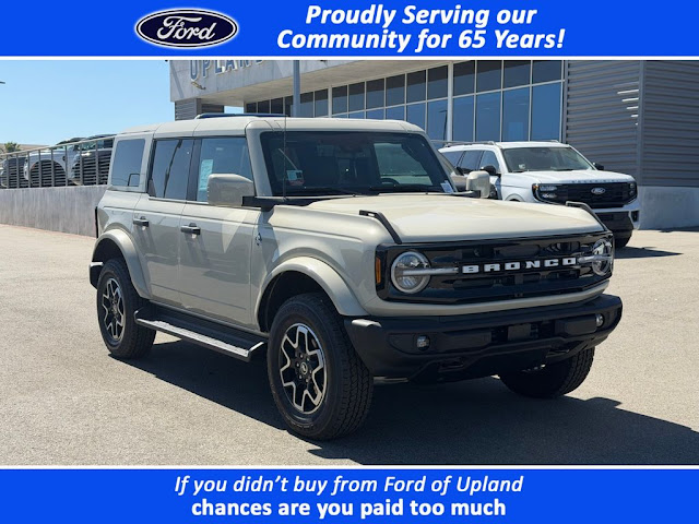 2026 Ford Bronco Outer Banks
