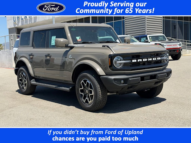 2026 Ford Bronco Outer Banks