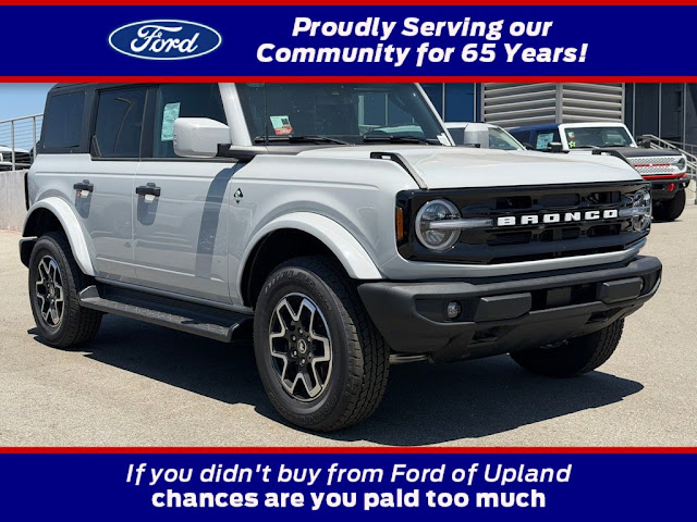 2026 Ford Bronco Outer Banks