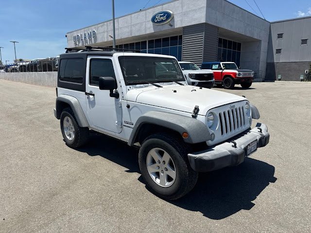 2016 Jeep Wrangler Sport